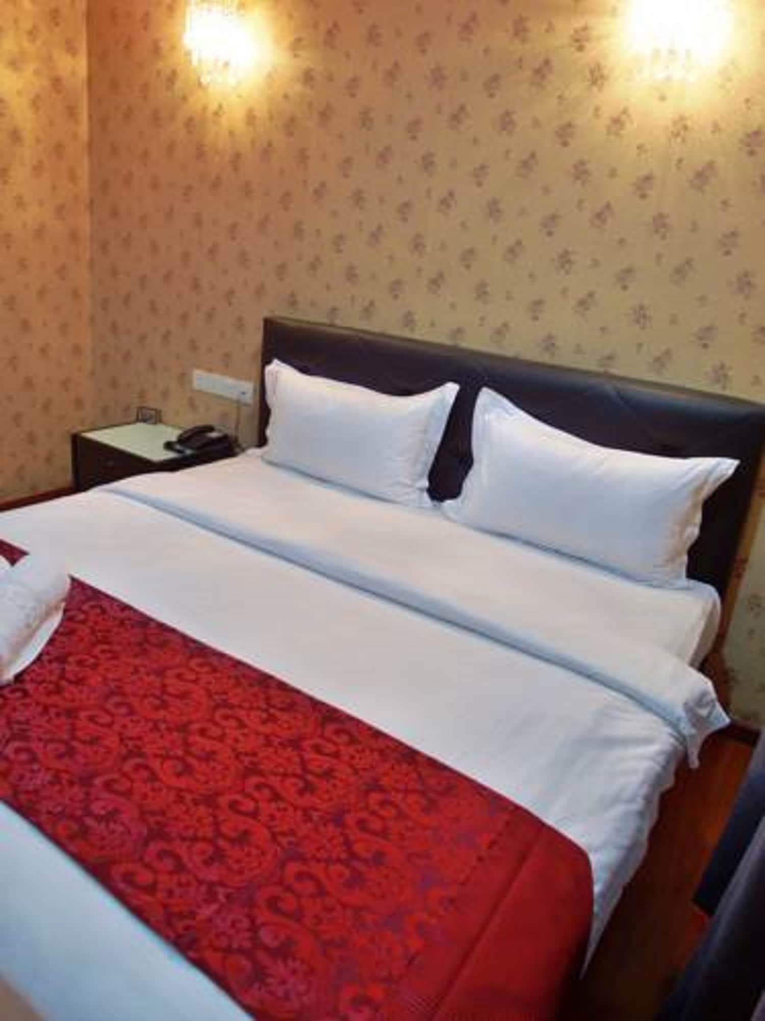 Classic Kinabalu Hotel โกตาคินาบาลู ภายนอก รูปภาพ