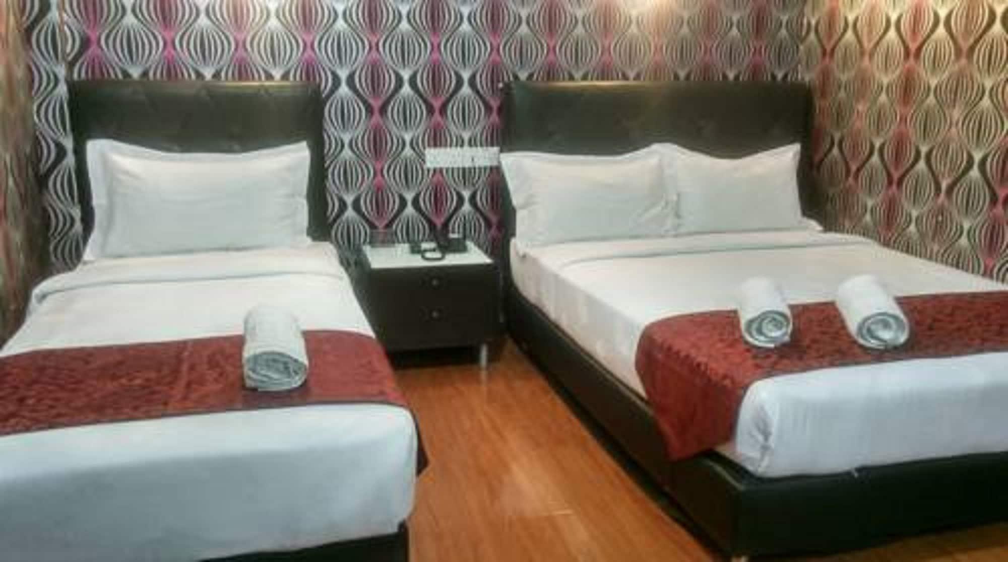 Classic Kinabalu Hotel โกตาคินาบาลู ภายนอก รูปภาพ