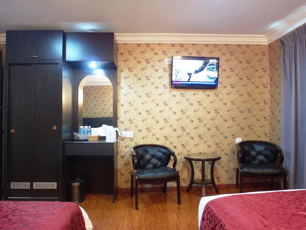 Classic Kinabalu Hotel โกตาคินาบาลู ภายนอก รูปภาพ