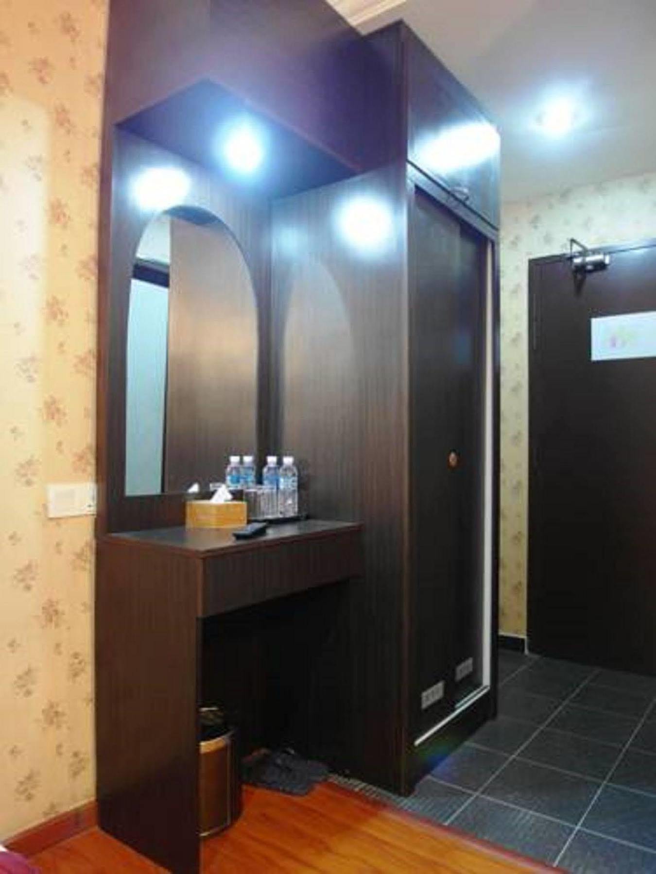 Classic Kinabalu Hotel โกตาคินาบาลู ภายนอก รูปภาพ