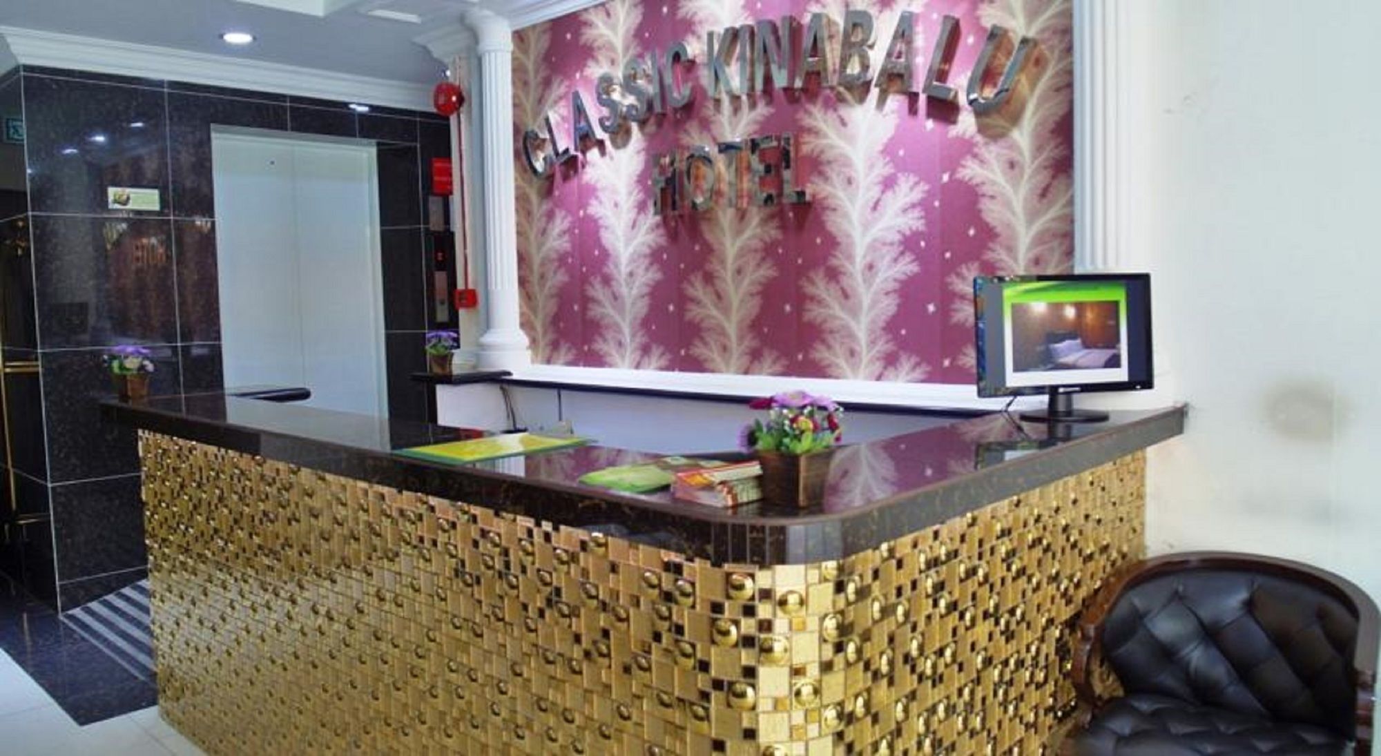 Classic Kinabalu Hotel โกตาคินาบาลู ภายนอก รูปภาพ
